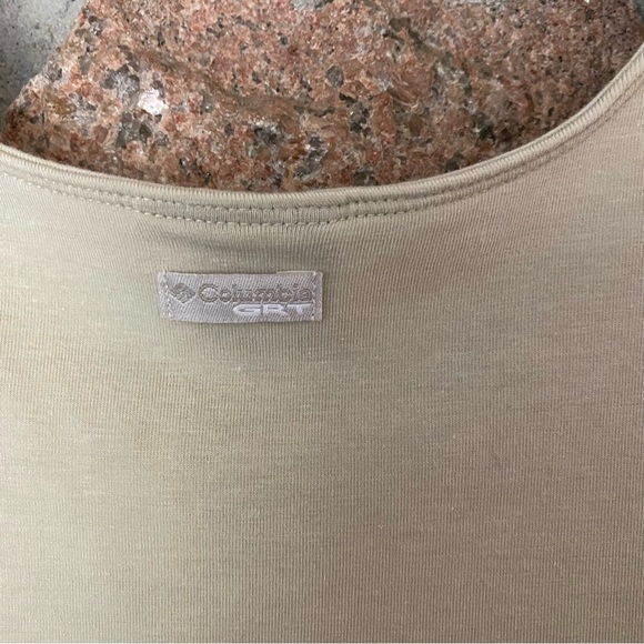 Vintage 90s Columbia womens tank top - Picture 6 of 6